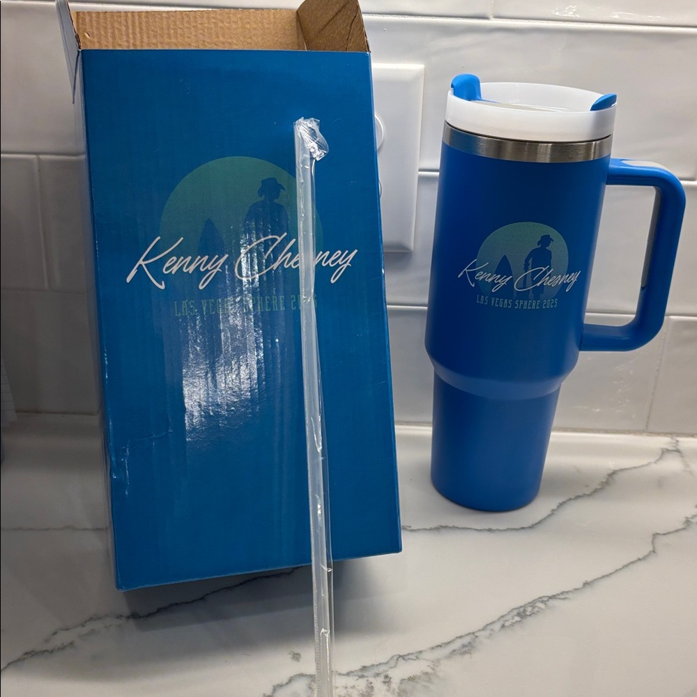 Kenny Chesney 40 oz Blue Tumbler with Lid and Straw